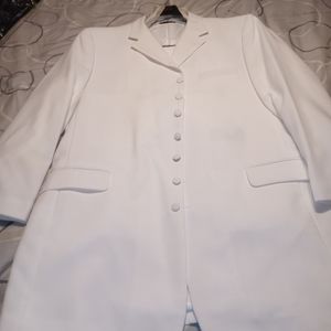 Men's all white suit